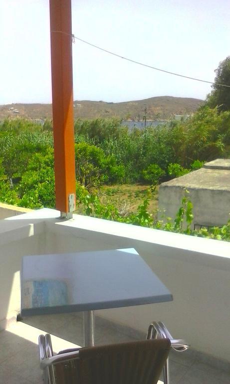 Vaso Rooms Livadakia Екстер'єр фото