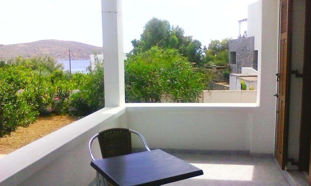 Vaso Rooms Livadakia Екстер'єр фото