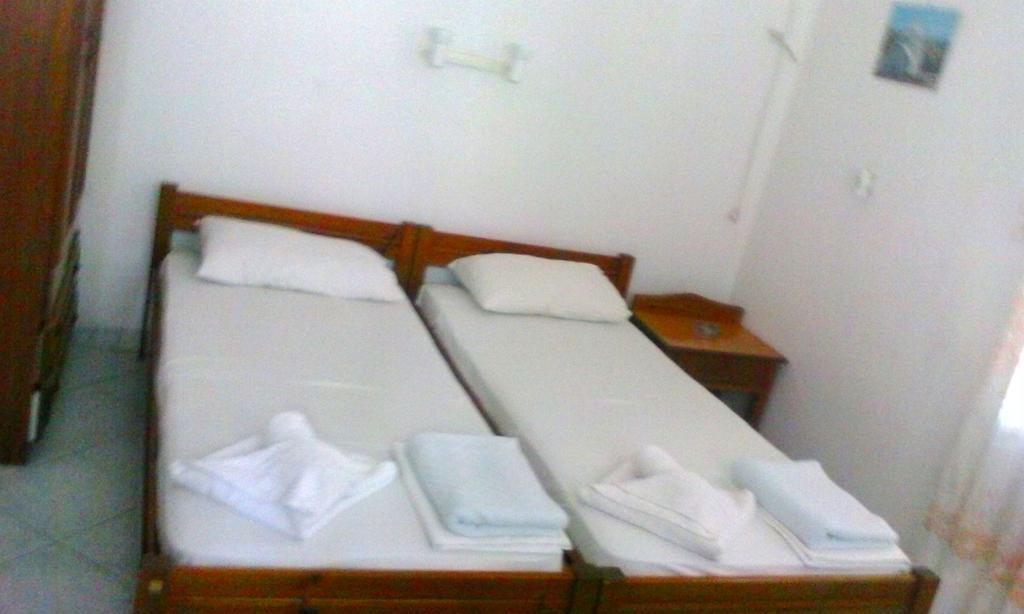 Vaso Rooms Livadakia Екстер'єр фото